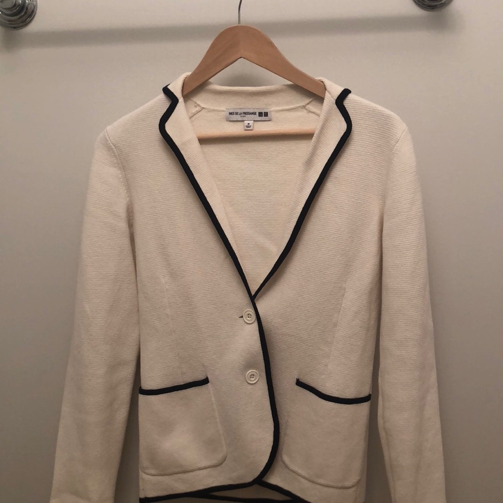 ❌ SOLD: Uniqlo White Blazer ❌